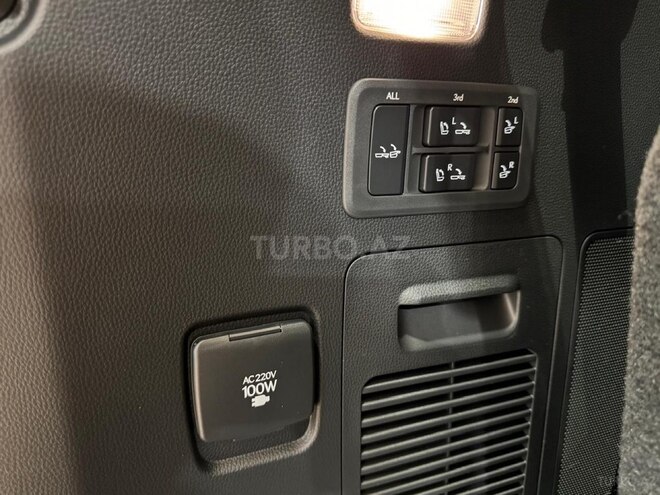 Lexus LX 600-16