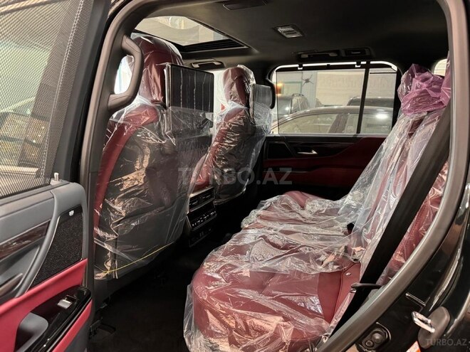 Lexus LX 600-13