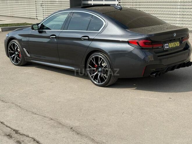 BMW 530e 2019, 62,000 km - 2.0 л - Bakı