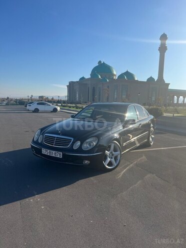 Mercedes E 240 2004, 265,000 km - 2.6 l - Naxçıvan