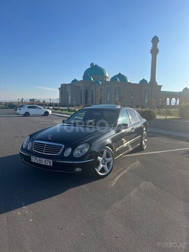 Mercedes E 240 2004, 265,000 km - 2.6 l - Naxçıvan