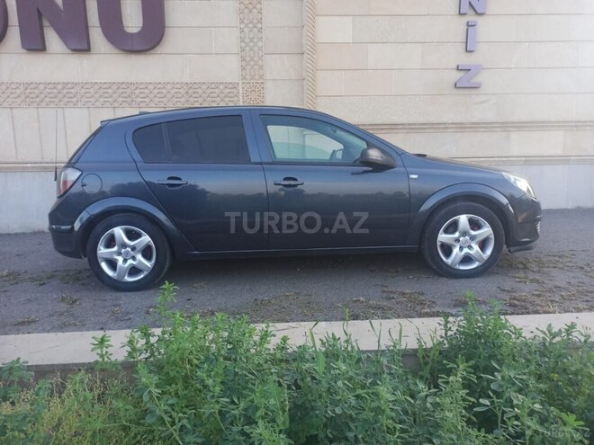 Opel Astra 2006, 300,000 km - 1.3 l - Sabirabad