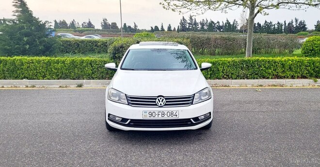 Volkswagen Passat 2012, 180,200 km - 1.8 л - Bakı