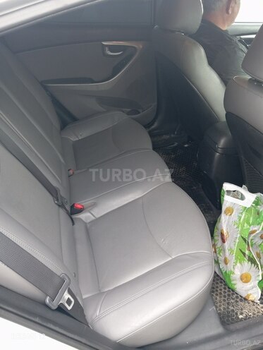 Hyundai Elantra 2014, 153,997 km - 1.8 л - Şəki
