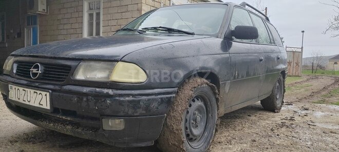 Opel Astra 1997, 400,000 km - 1.6 l - Bakı