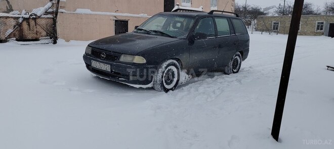 Opel Astra 1997, 400,000 km - 1.6 l - Bakı