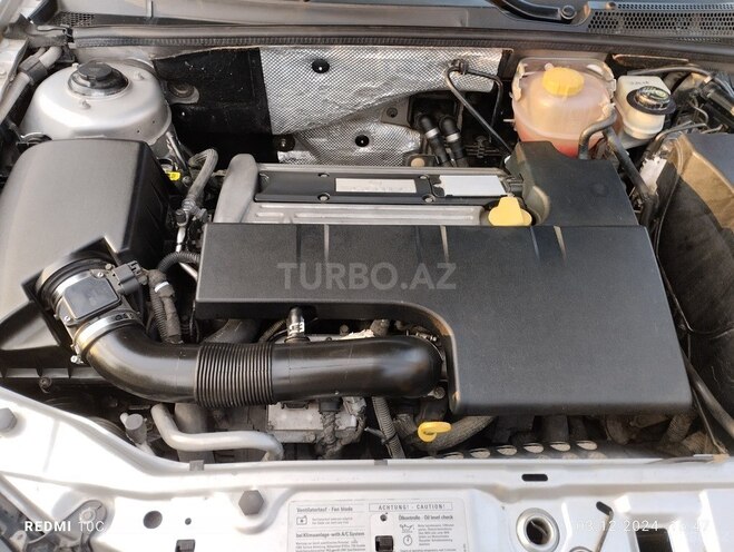 Opel Vectra 2003, 219,500 km - 2.2 l - Zaqatala
