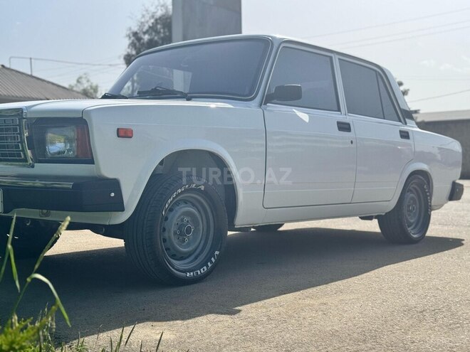 LADA (VAZ) 2107 2009, 90,000 km - 1.6 л - Astara
