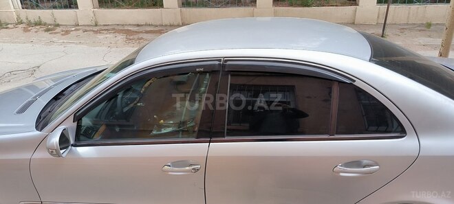 Mercedes E 220 d 2005, 499,000 km - 2.2 l - Bakı