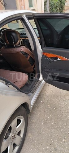 Mercedes E 220 d 2005, 499,000 km - 2.2 l - Bakı