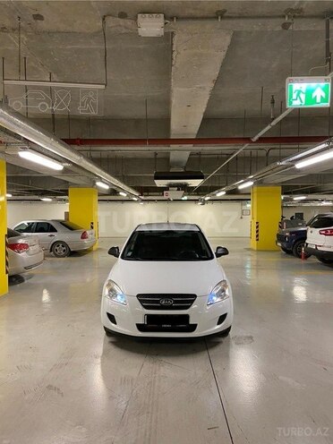 Kia Ceed 2008, 240,000 km - 1.6 л - Gəncə