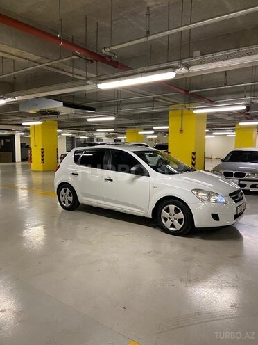 Kia Ceed 2008, 240,000 km - 1.6 л - Gəncə