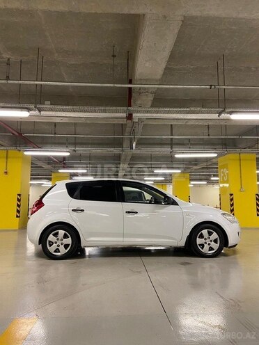 Kia Ceed 2008, 240,000 km - 1.6 л - Gəncə