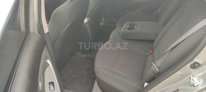 Hyundai Elantra 2015, 98,000 km - 1.8 l - Yevlax
