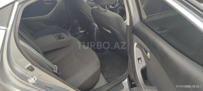 Hyundai Elantra 2015, 98,000 km - 1.8 l - Yevlax