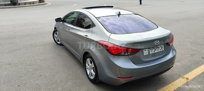 Hyundai Elantra 2015, 98,000 km - 1.8 l - Yevlax