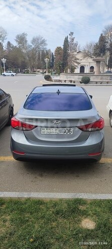 Hyundai Elantra 2015, 98,000 km - 1.8 l - Yevlax