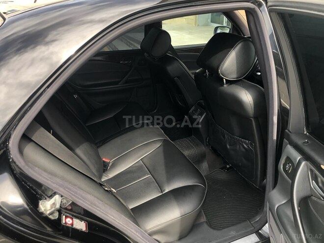 Mercedes E 240 2001, 310,000 km - 2.6 l - Bakı