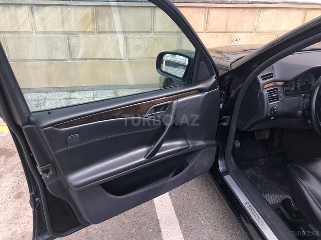 Mercedes E 240 2001, 310,000 km - 2.6 l - Bakı