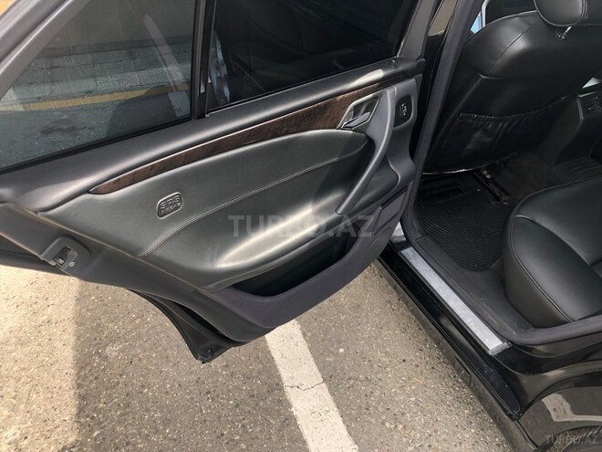 Mercedes E 240 2001, 310,000 km - 2.6 l - Bakı
