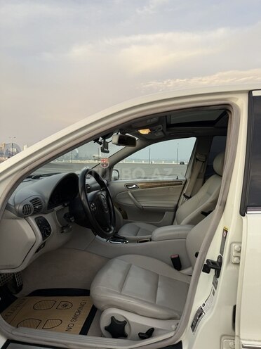 Mercedes C 230 2006, 212,000 km - 2.5 l - Bakı