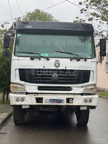 HOWO Sinotruk 2012, 200,000 km - 10.0 l - Gəncə