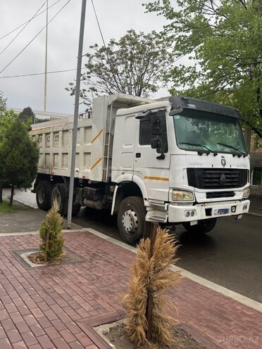 HOWO Sinotruk 2012, 200,000 km - 10.0 l - Gəncə