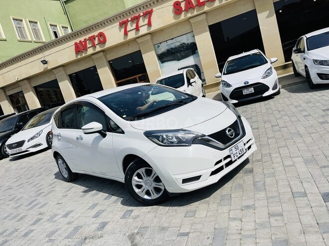 Nissan Note-2