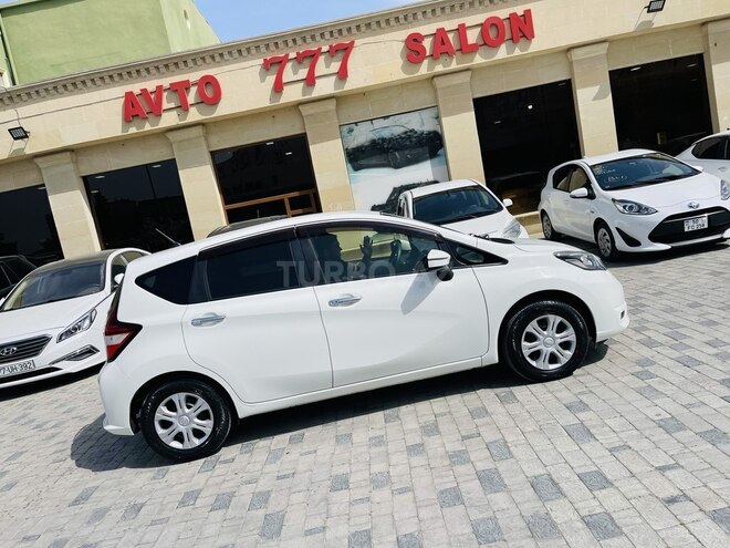 Nissan Note-4