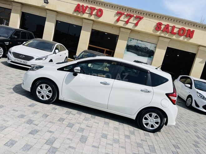 Nissan Note-5