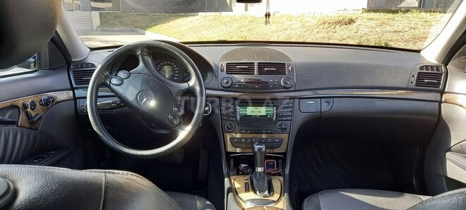 Mercedes E 220 d 2007, 255,000 km - 2.2 l - Tovuz