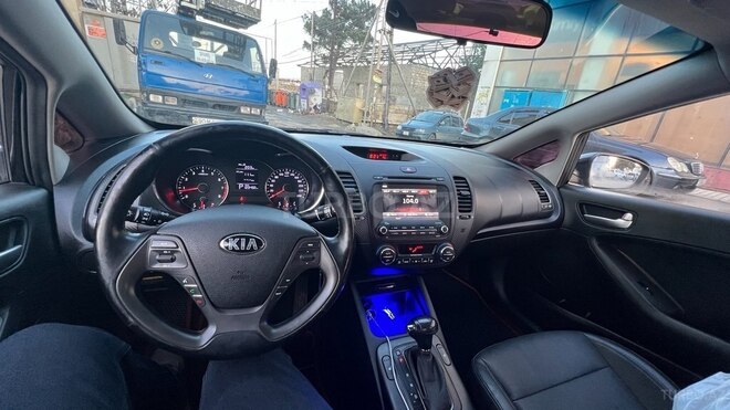 Kia K3 2015, 127,000 km - 1.6 l - Bakı