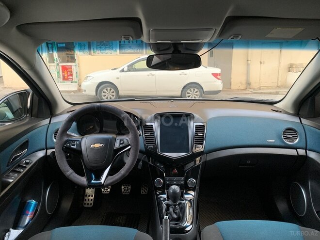 Chevrolet Cruze-8