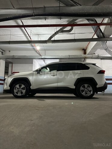 Toyota RAV4 2023, 950 km - 2.5 l - Bakı