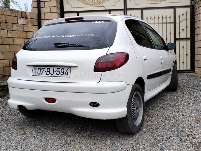 Peugeot 206 2001, 382,000 km - 1.6 l - Bakı