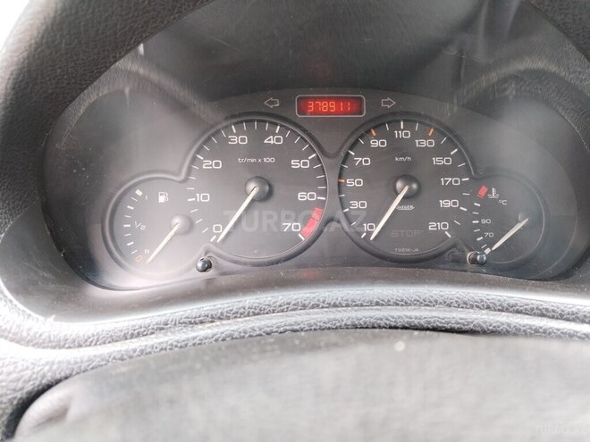 Peugeot 206 2001, 382,000 km - 1.6 l - Bakı