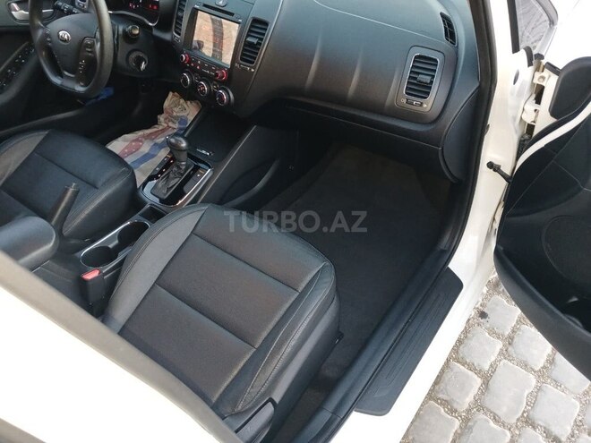 Kia K3 2017, 188,000 km - 1.6 l - Bakı