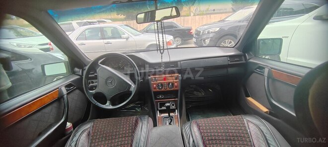 Mercedes E 200 1995, 495,000 km - 2.0 l - Bakı