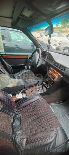 Mercedes E 200 1995, 495,000 km - 2.0 l - Bakı