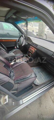 Mercedes E 200 1995, 495,000 km - 2.0 l - Bakı