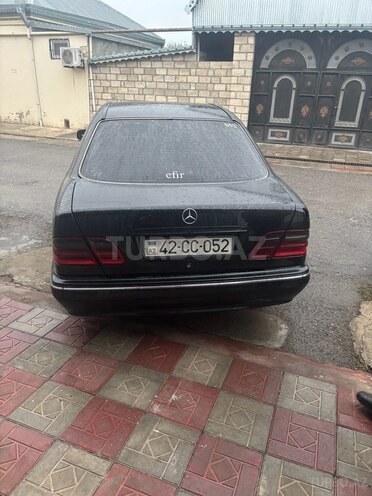 Mercedes E 220 d 2000, 459,000 km - 2.2 л - Bakı