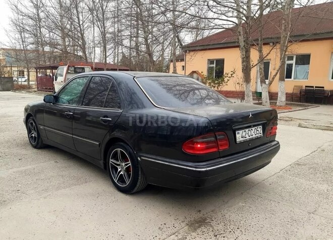 Mercedes E 220 d 2000, 459,000 km - 2.2 л - Bakı