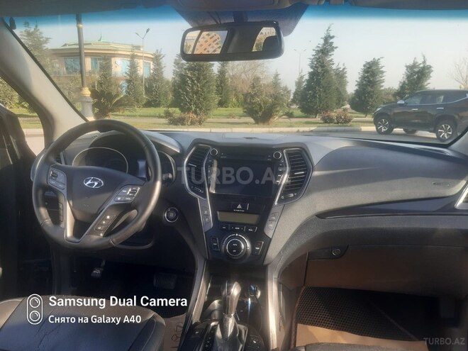 Hyundai Santa Fe-15