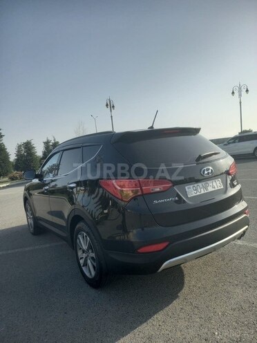 Hyundai Santa Fe-10