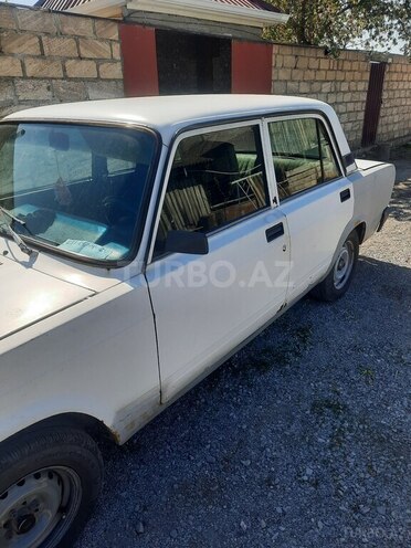 LADA (VAZ) 2107 2003, 95,000 km - 1.6 l - Ucar