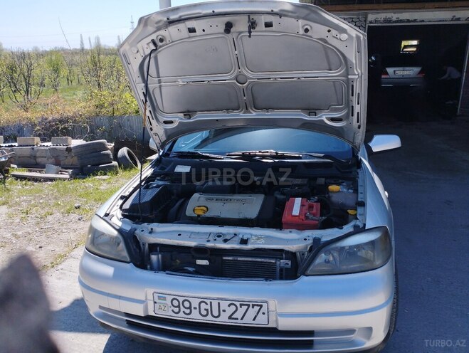 Opel Astra 2000, 250,000 km - 1.6 l - Göyçay