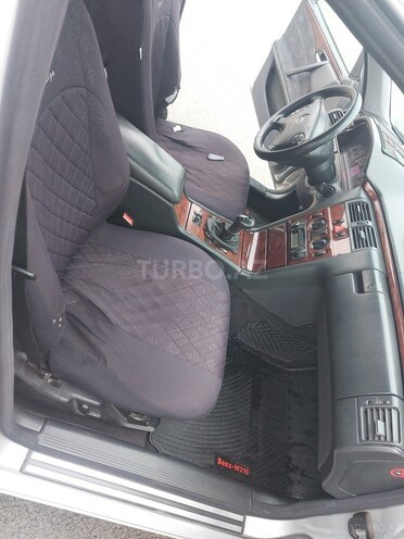 Mercedes E 220 d 1999, 590,000 km - 2.2 л - Qusar