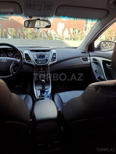 Hyundai Avante 2015, 215,000 km - 1.6 l - Bakı