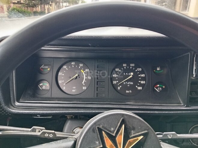 LADA (VAZ) 2107 1988, 95,000 km - 1.6 л - Goranboy