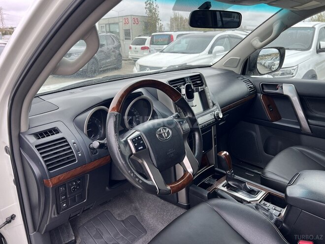 Toyota Land Cruiser Prado 2011, 228,000 km - 2.7 l - Bakı